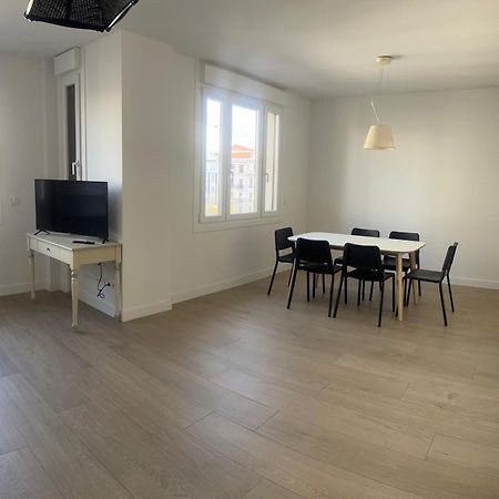 Apartaments Plaza Principe Viana Pamplona Exterior foto